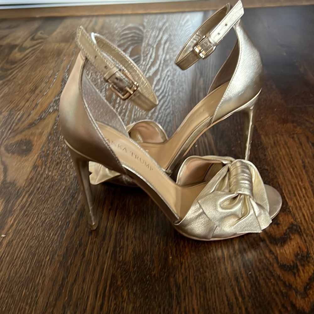 Ivanka Trump gold leather sandals with bow